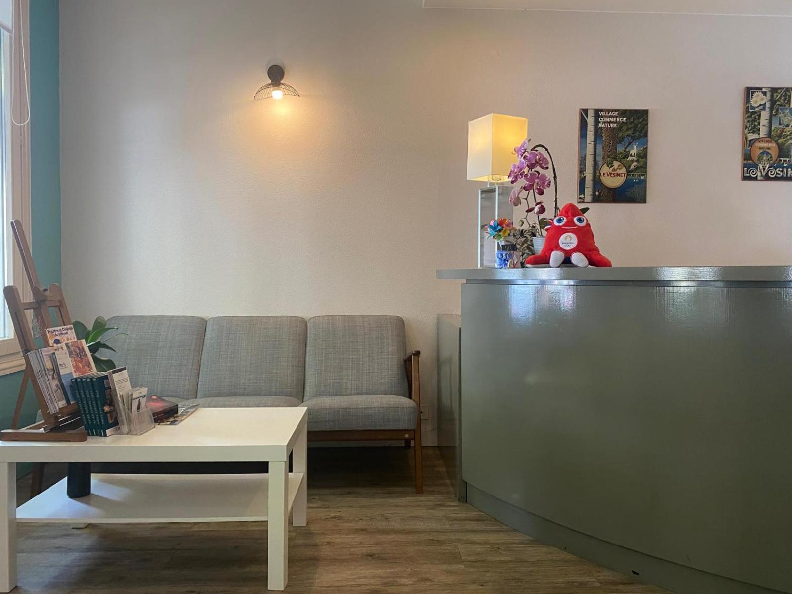 Hotel Paris Vesinet- Logis Hotel Restaurant Le Vésinet Εξωτερικό φωτογραφία